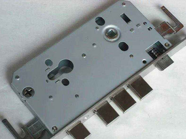 松潘24小时上门开锁公司